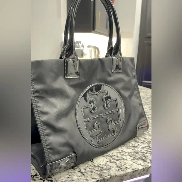 Tory Burch Ella Tote Bag. - Black. - Picture 4 of 10